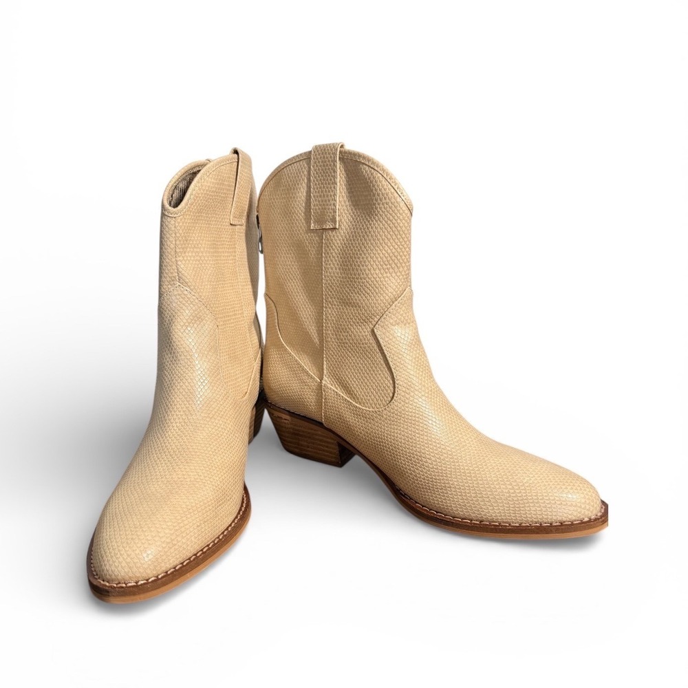 Women’s Beige Textured Western Ankle Boots